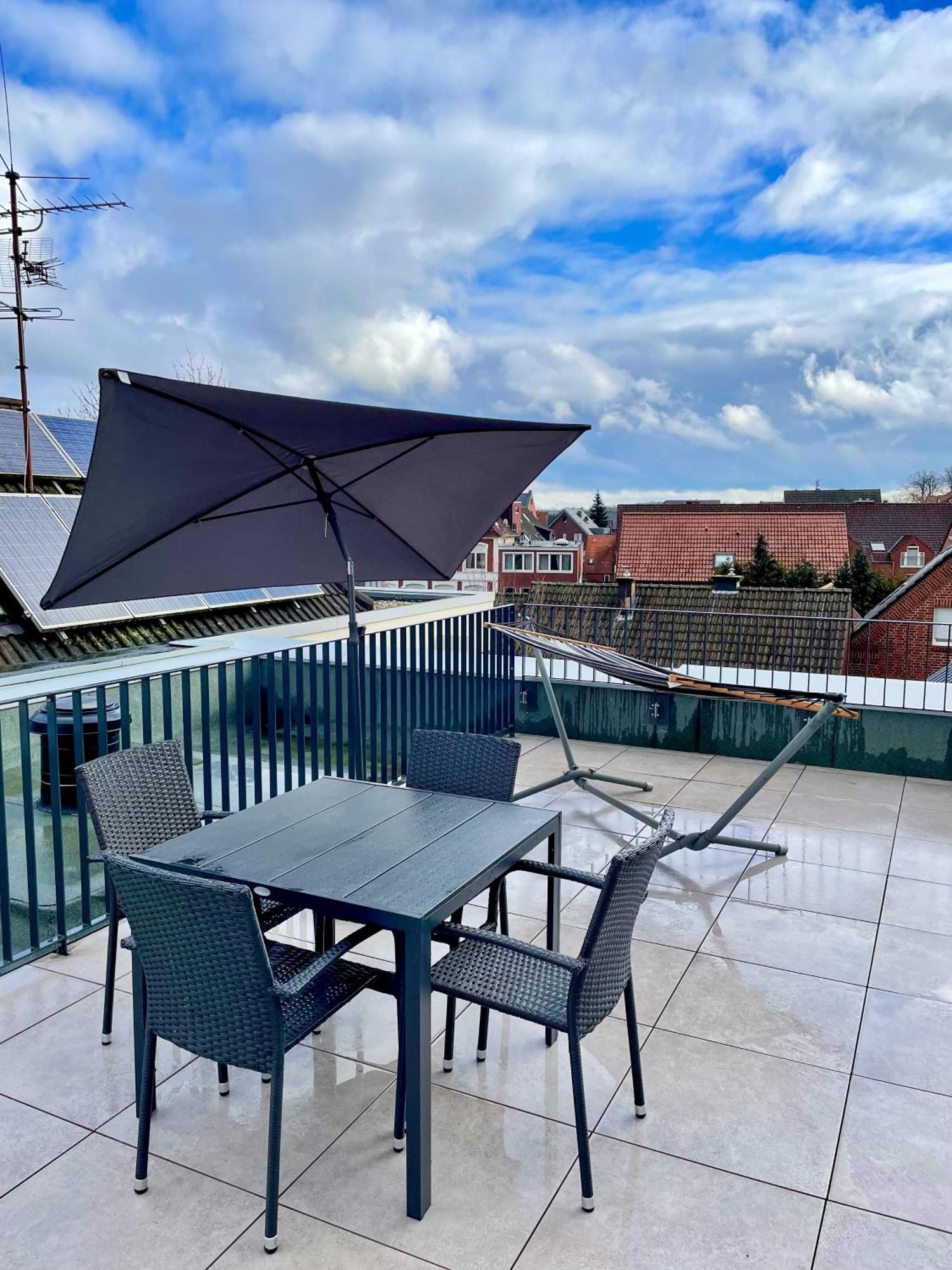 Ahaus: Stadtoase Mit Terrasse & Privater Garage Bagian luar foto