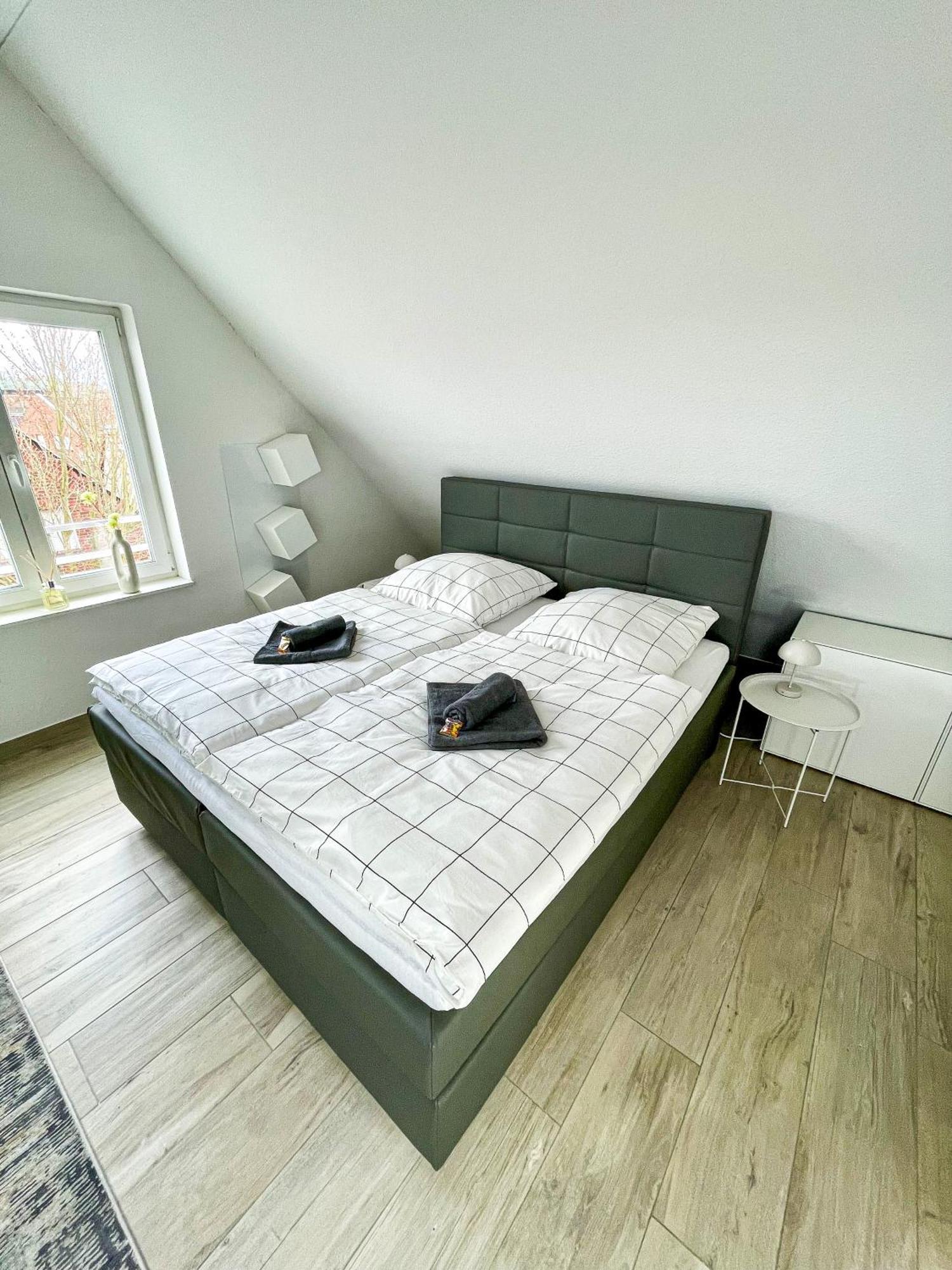 Ahaus: Stadtoase Mit Terrasse & Privater Garage Bagian luar foto
